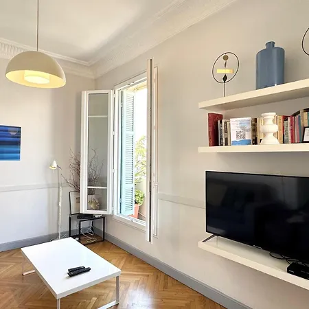 Riviera アパート ニース