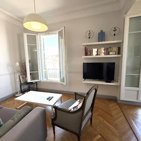 Riviera Apartment